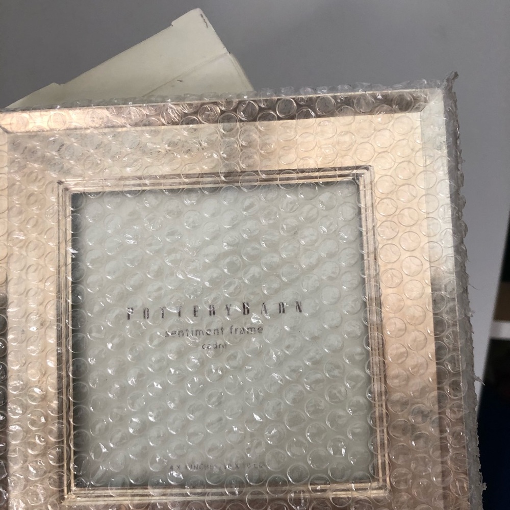 COPY - Pottery barn frame color gold new 4x4 - Picture 2 of 3
